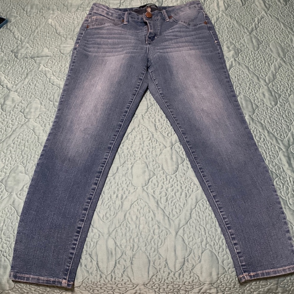 Skinny stretchy jeans